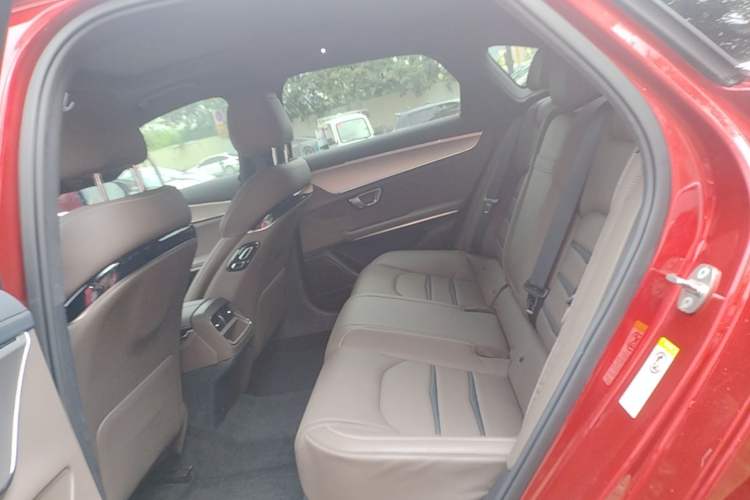 Used BYD Han 2020 DM Four-Wheel Drive Performance Edition Luxury Model Left Rear Seat