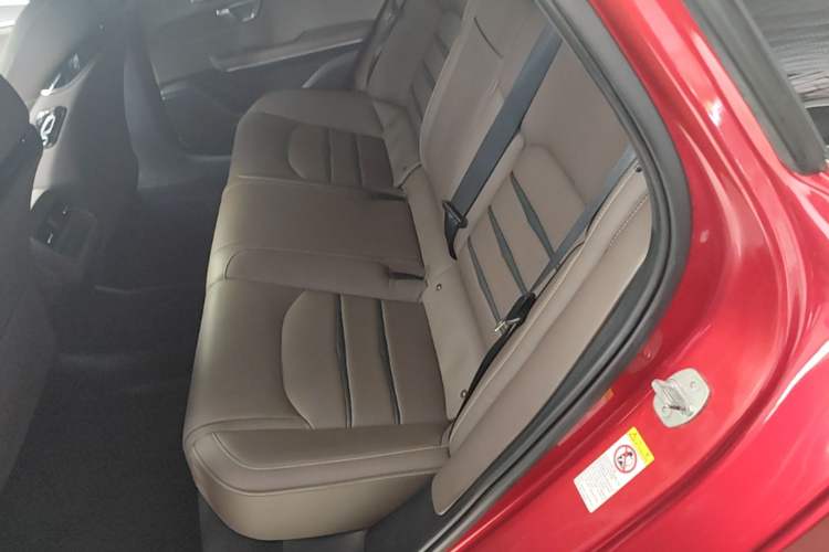 Used BYD Han 2020 DM Four-Wheel Drive Performance Edition Luxury Model Left Rear Seat