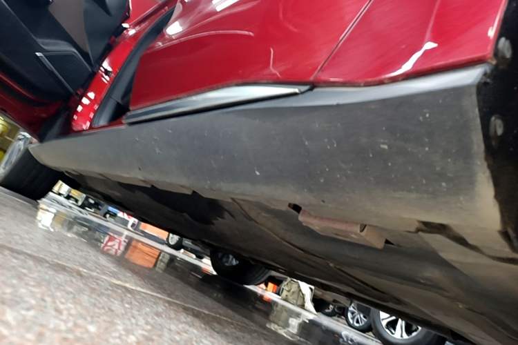 Used BYD Han 2020 DM Four-Wheel Drive Performance Edition Luxury Model Left Side Sill