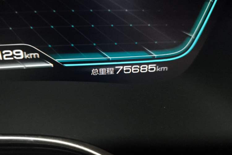 Used BYD Han 2020 DM Four-Wheel Drive Performance Edition Prestige Model Odometer Close Up
