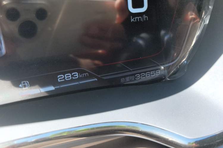 Used BYD Han 2020 DM Four-Wheel Drive Performance Edition Luxury Model Odometer Close Up