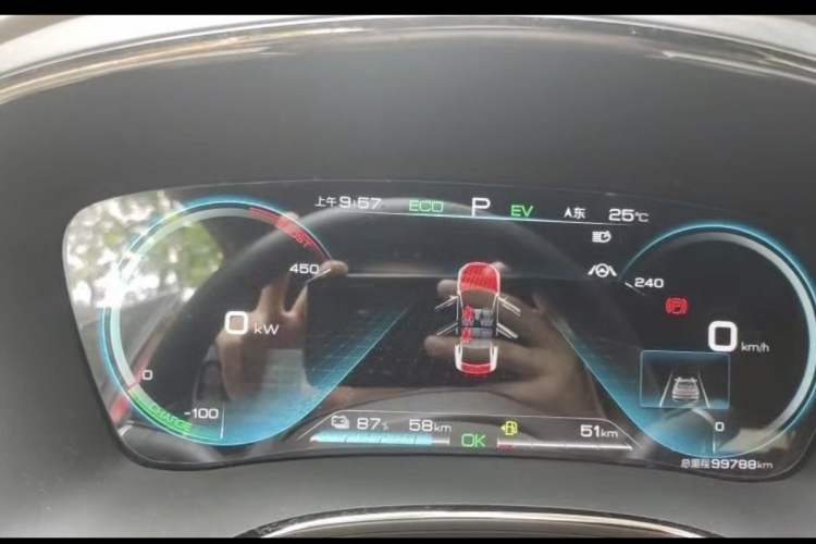 Used BYD Han 2020 DM Four-Wheel Drive Performance Edition Luxury Model Odometer Close Up