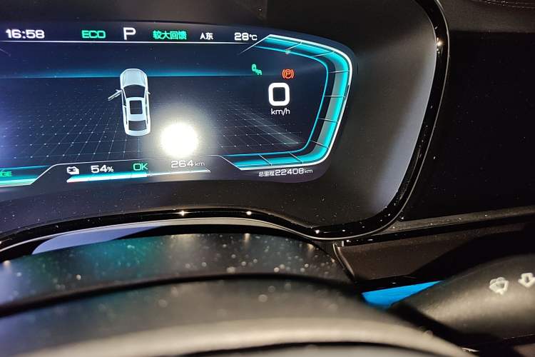 Used BYD Han 2020 EV Four-Wheel Drive High-Performance Flagship Model Odometer Close Up