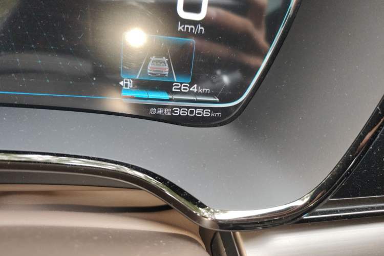 Used BYD Han 2020 DM Four-Wheel Drive Performance Edition Prestige Model Odometer Close Up