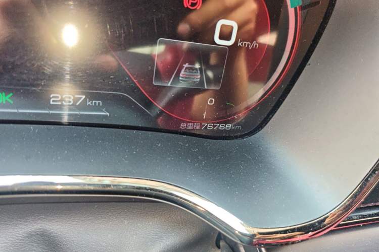 Used BYD Han 2020 EV Four-Wheel Drive High-Performance Flagship Model Odometer Close Up