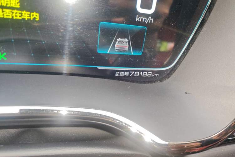 Used BYD Han 2020 EV Four-Wheel Drive High-Performance Flagship Model Odometer Close Up