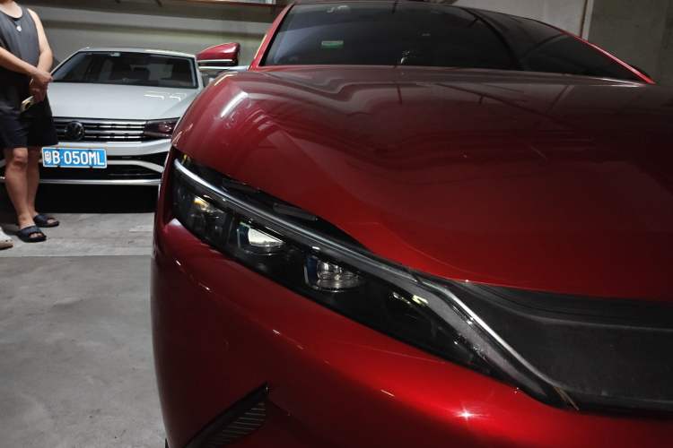 Used BYD Han 2020 EV Four-Wheel Drive High-Performance Flagship Model Right Front Headlight