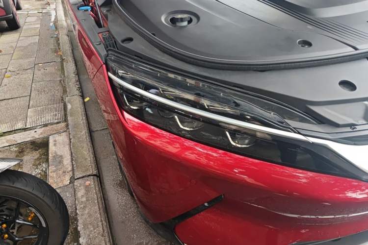 Used BYD Han 2020 EV Four-Wheel Drive High-Performance Flagship Model Right Front Headlight
