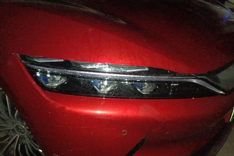Used BYD Han 2020 EV Long-Range Luxury Model Right Front Headlight