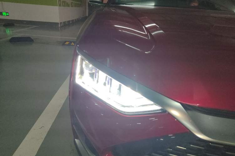 Used BYD Han 2020 DM Four-Wheel Drive Performance Edition Prestige Model Right Front Headlight
