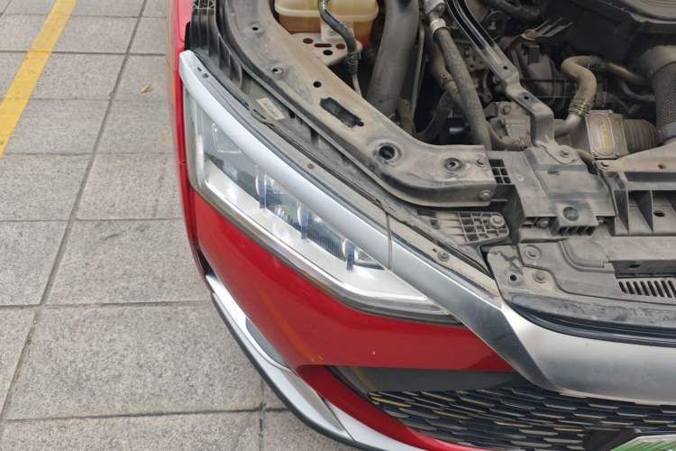 Used BYD Han 2020 DM Four-Wheel Drive Performance Edition Luxury Model Right Front Headlight