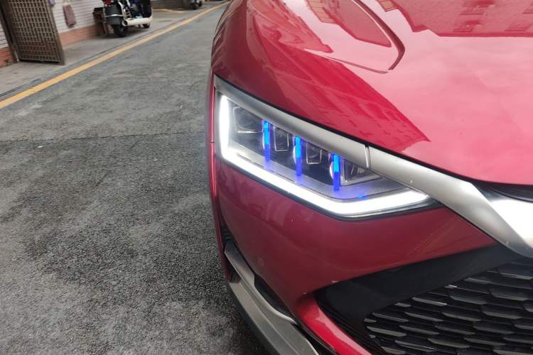 Used BYD Han 2020 DM Four-Wheel Drive Performance Edition Prestige Model Right Front Headlight