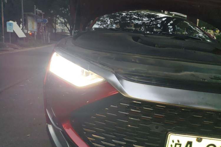 Used BYD Han 2020 DM Four-Wheel Drive Performance Edition Luxury Model Right Front Headlight