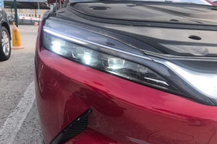 Used BYD Han 2020 EV Long-Range Deluxe Model Right Front Headlight