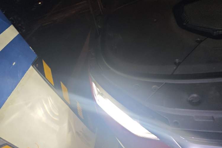 Used BYD Han 2020 DM Four-Wheel Drive Performance Edition Prestige Model Right Front Headlight