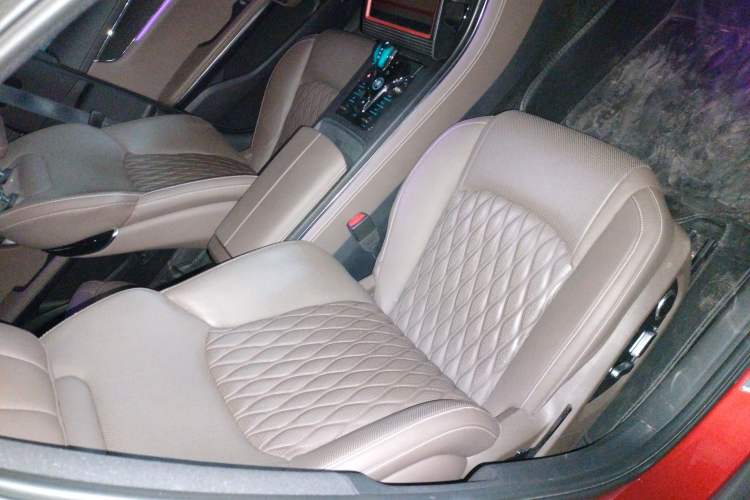 Used BYD Han 2020 EV Four-Wheel Drive High-Performance Flagship Model Right Front Seat
