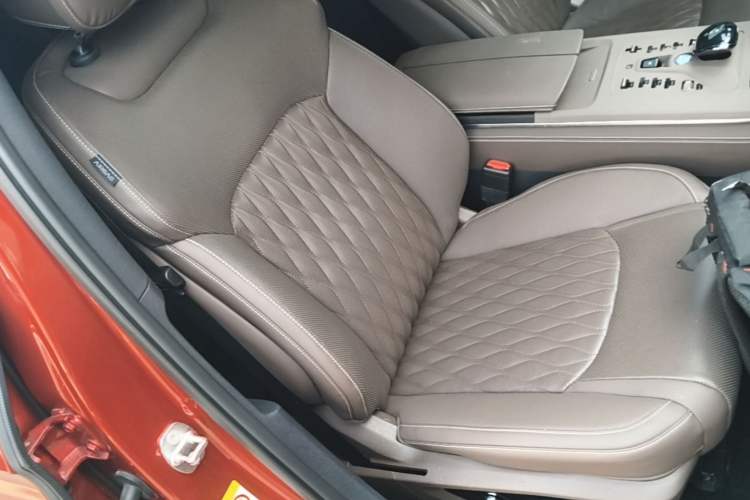 Used BYD Han 2020 EV Four-Wheel Drive High-Performance Flagship Model Right Front Seat