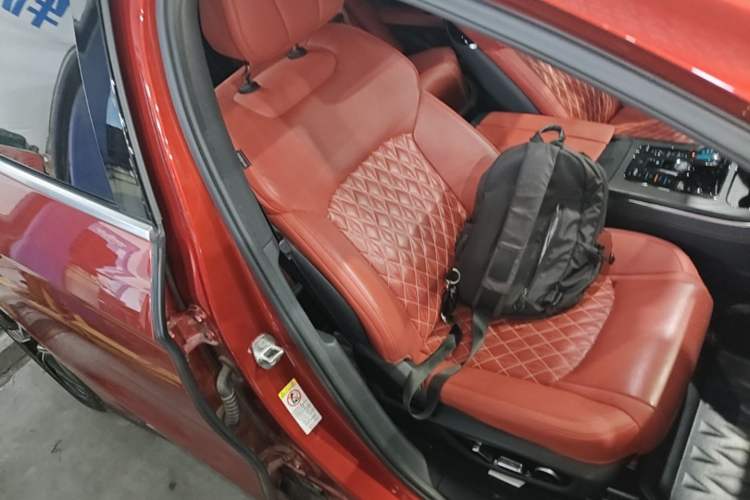 Used BYD Han 2020 EV Four-Wheel Drive High-Performance Flagship Model Right Front Seat