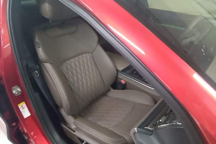 Used BYD Han 2020 EV Four-Wheel Drive High-Performance Flagship Model Right Front Seat