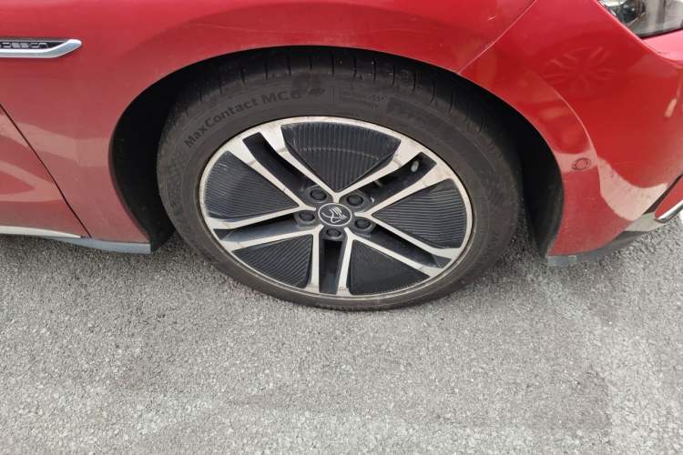 Used BYD Han 2020 EV Long-Range Deluxe Model Right Front Wheel Hub