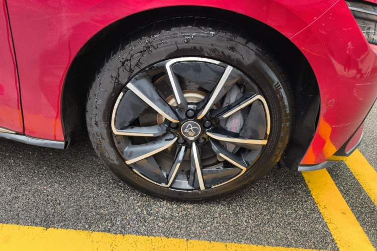 Used BYD Han 2020 EV Four-Wheel Drive High-Performance Flagship Model Right Front Wheel Hub