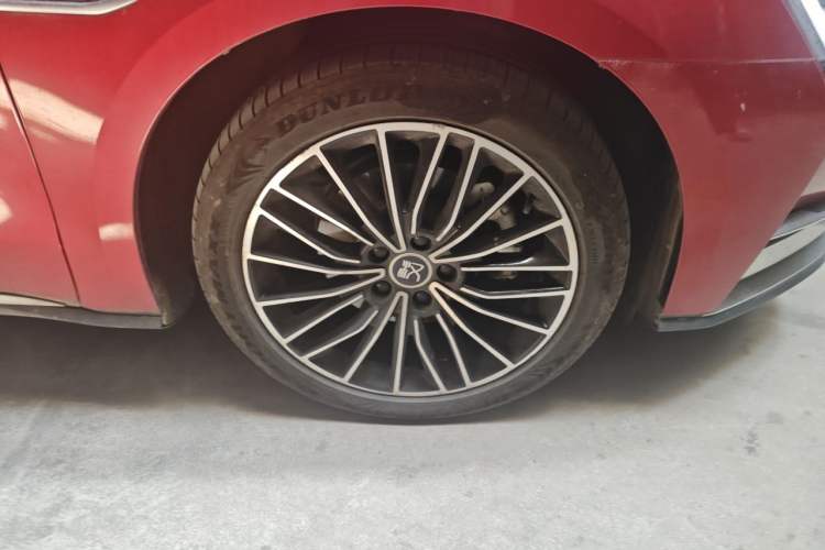 Used BYD Han 2020 DM Four-Wheel Drive Performance Edition Prestige Model Right Front Wheel Hub