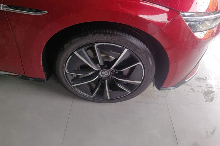 Used BYD Han 2020 EV Four-Wheel Drive High-Performance Flagship Model Right Front Wheel Hub