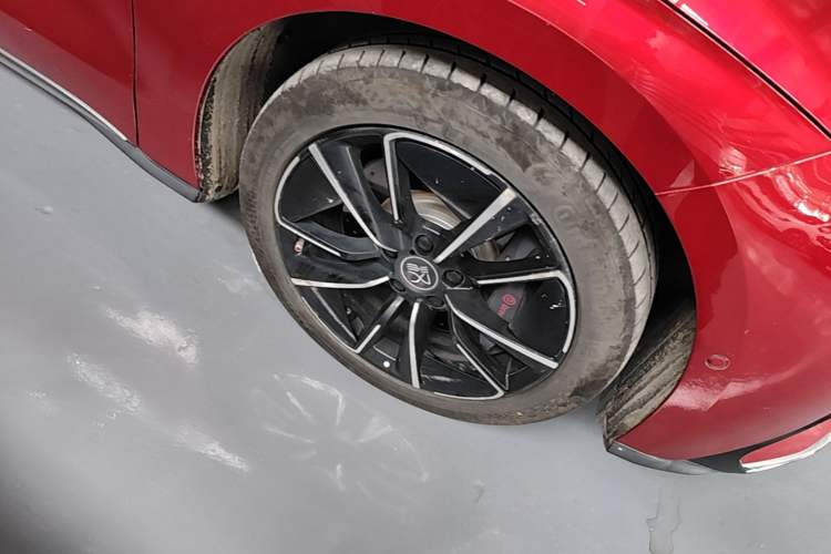 Used BYD Han 2020 EV Four-Wheel Drive High-Performance Flagship Model Right Front Wheel Hub