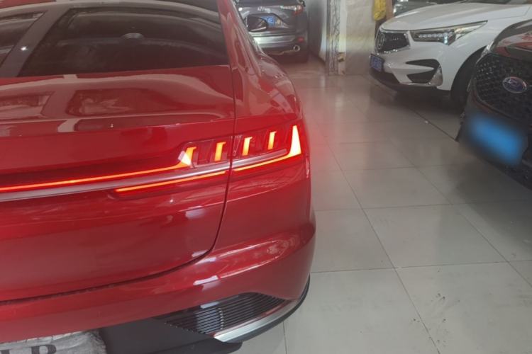 Used BYD Han 2020 EV Four-Wheel Drive High-Performance Flagship Model Right Rear Taillight
