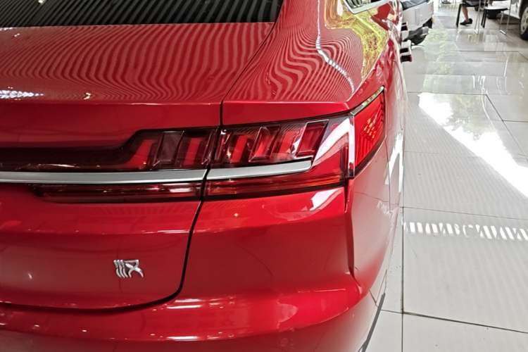 Used BYD Han 2020 EV Long-Range Deluxe Model Right Rear Taillight