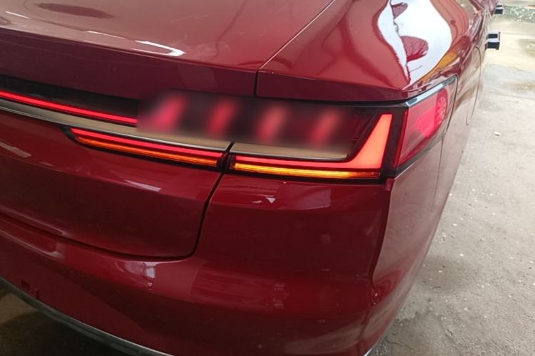 Used BYD Han 2020 DM Four-Wheel Drive Performance Edition Prestige Model Right Rear Taillight