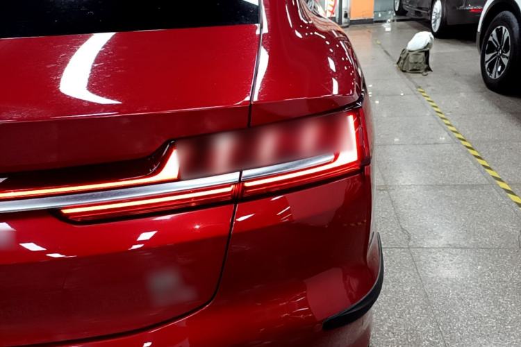 Used BYD Han 2020 DM Four-Wheel Drive Performance Edition Luxury Model Right Rear Taillight