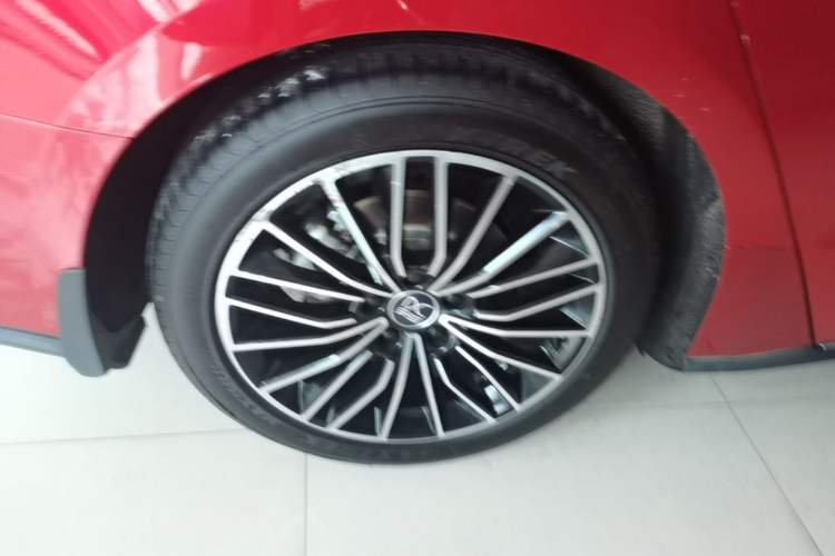 Used BYD Han 2020 EV Long-Range Luxury Model Right Rear Wheel Hub