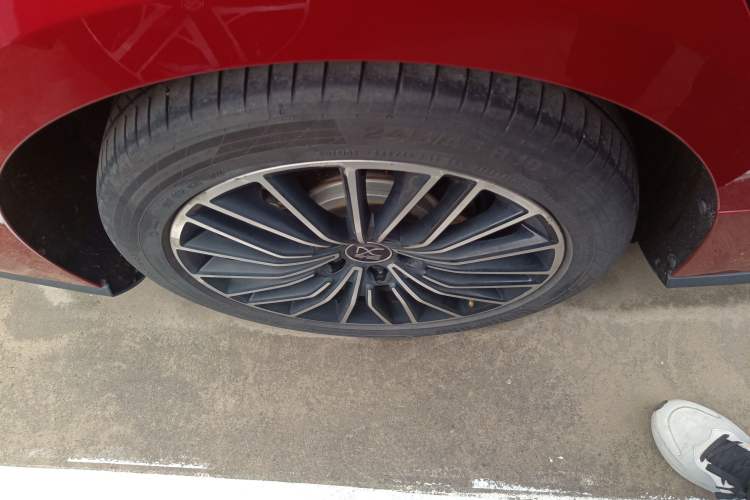 Used BYD Han 2020 EV Long-Range Luxury Model Right Rear Wheel Hub
