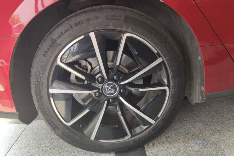Used BYD Han 2020 EV Four-Wheel Drive High-Performance Flagship Model Right Rear Wheel Hub