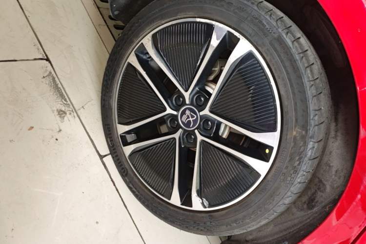 Used BYD Han 2020 EV Long-Range Deluxe Model Right Rear Wheel Hub