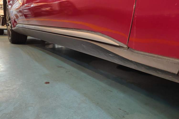 Used BYD Han 2020 DM Four-Wheel Drive Performance Edition Luxury Model Right Side Sill