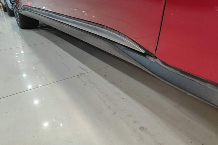 Used BYD Han 2020 EV Long-Range Luxury Model Right Side Sill