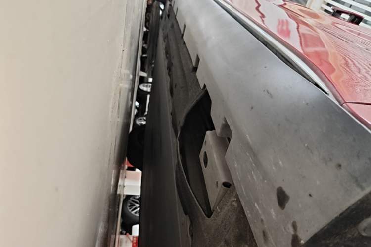 Used BYD Han 2020 EV Long-Range Deluxe Model Right Side Sill