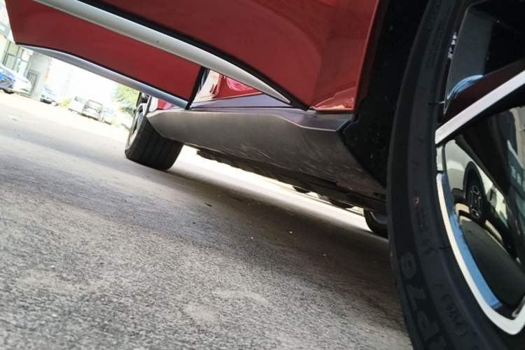 Used BYD Han 2020 EV Four-Wheel Drive High-Performance Flagship Model Right Side Sill