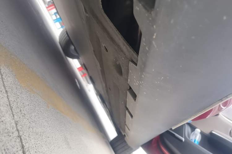 Used BYD Han 2020 EV Long-Range Luxury Model Right Side Sill