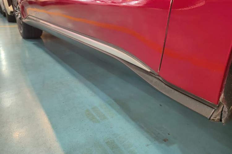 Used BYD Han 2020 DM Four-Wheel Drive Performance Edition Luxury Model Right Side Sill