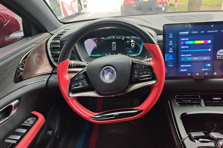 Used BYD Han 2020 EV Four-Wheel Drive High-Performance Flagship Model Steering Wheel