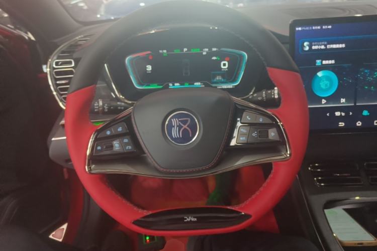 Used BYD Han 2020 EV Four-Wheel Drive High-Performance Flagship Model Steering Wheel