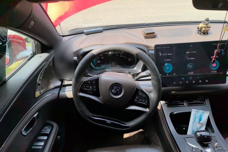 Used BYD Han 2020 EV Four-Wheel Drive High-Performance Flagship Model Steering Wheel