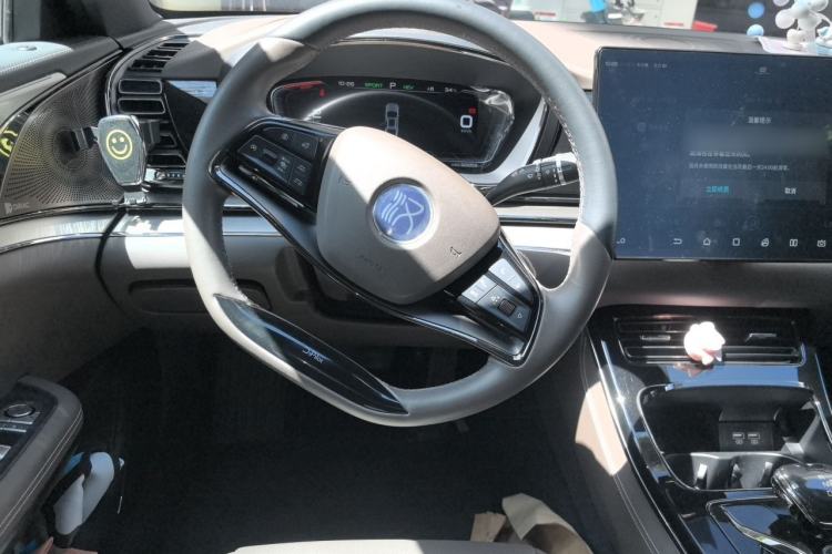 Used BYD Han 2020 DM Four-Wheel Drive Performance Edition Luxury Model Steering Wheel