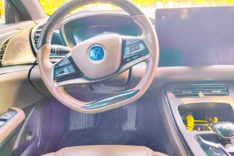 Used BYD Han 2020 EV Long-Range Deluxe Model Steering Wheel