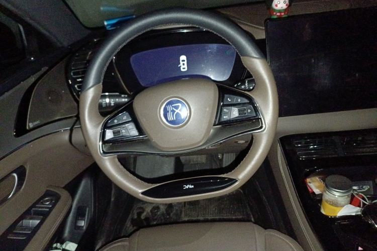 Used BYD Han 2020 EV Long-Range Luxury Model Steering Wheel