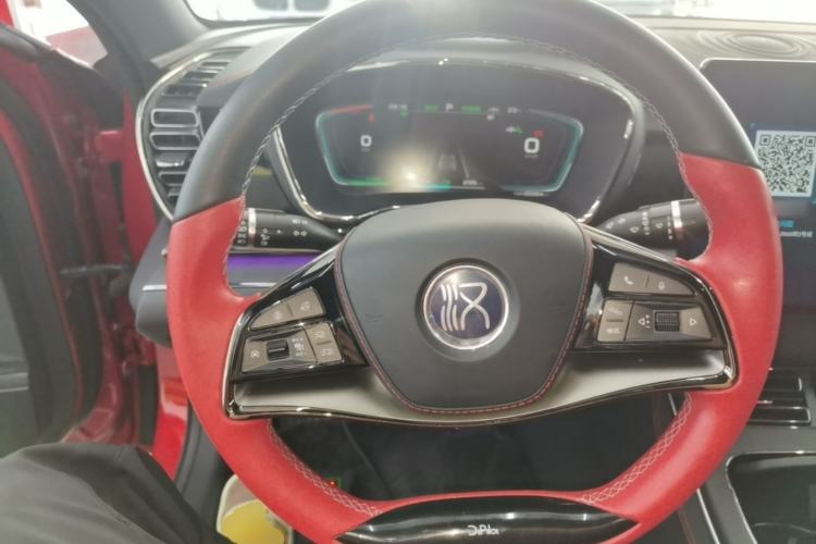 Used BYD Han 2020 EV Four-Wheel Drive High-Performance Flagship Model Steering Wheel