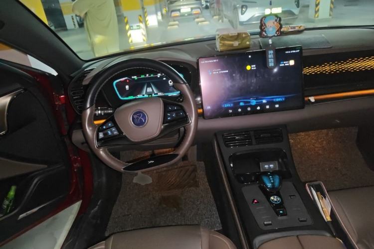 Used BYD Han 2020 DM Four-Wheel Drive Performance Edition Prestige Model Steering Wheel